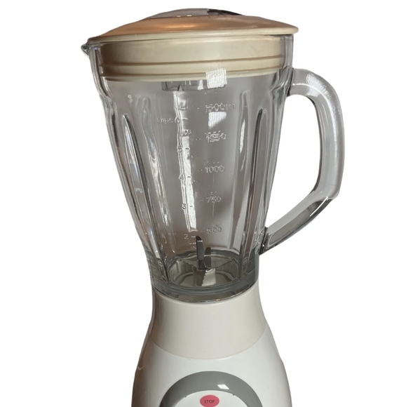Emeril White Blender, 6 Cup - Picture 1 of 8
